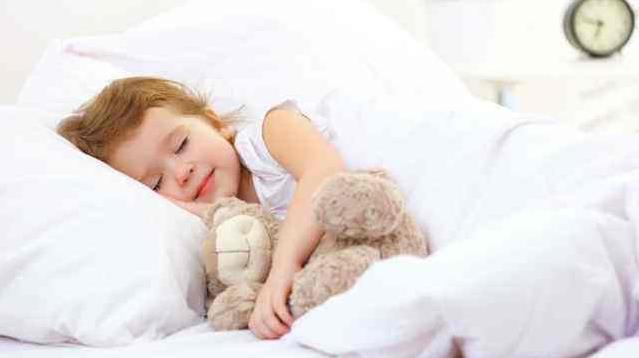 如果宝宝睡眠不足，会发生什么？