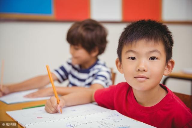 孩子学习总是分心，父母应该这样做