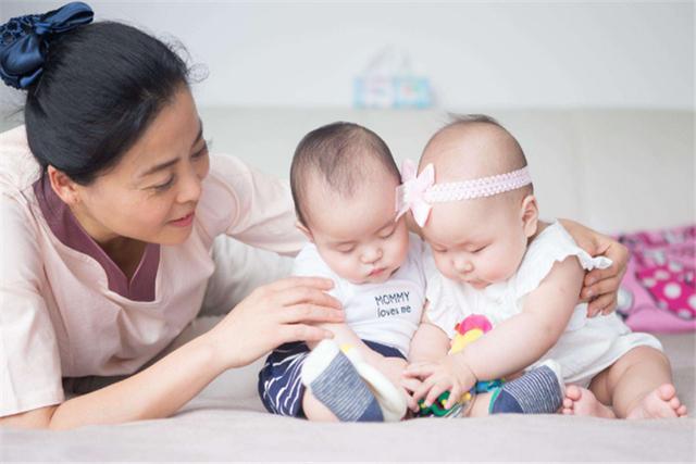 孙子满月爷爷大宴宾客，结果却因面子害了娃性命，儿媳当场晕厥