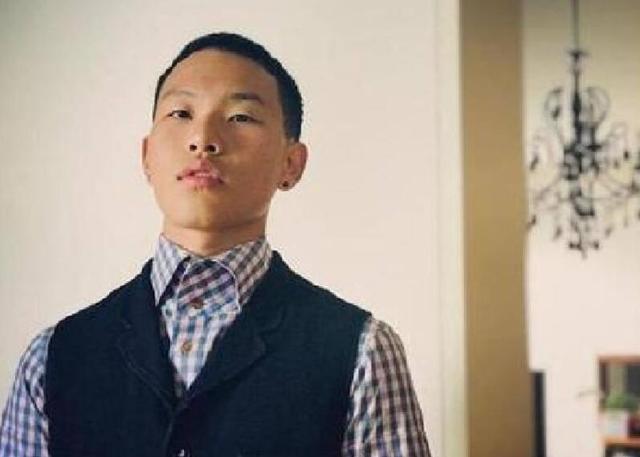 陈坤晒17岁儿子近照,颜值输爸爸,绯闻女友也曾经是窦靖童的密友