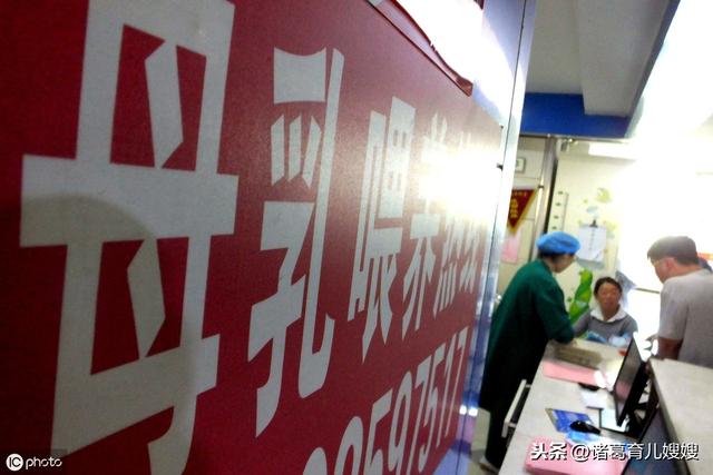母乳喂养持续一年，能降低乳腺癌风险，为什么？