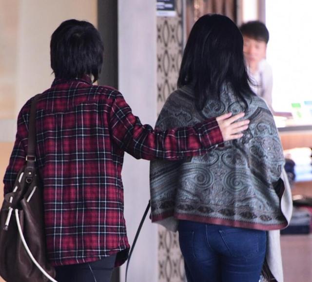 陈坤晒17岁儿子近照,颜值输爸爸,绯闻女友也曾经是窦靖童的密友