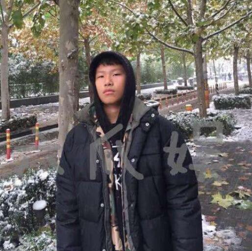 陈坤晒17岁儿子近照,颜值输爸爸,绯闻女友也曾经是窦靖童的密友