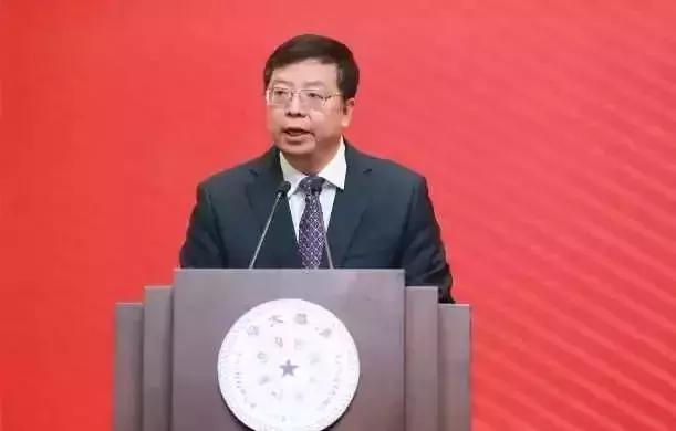 清华校长：家长在这三个方面越是放手不管，孩子长大后越成功