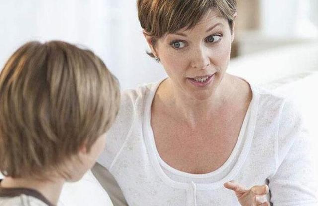 “妈妈，我们家有多少钱？穷吗？”你的回答，将影响孩子的一生