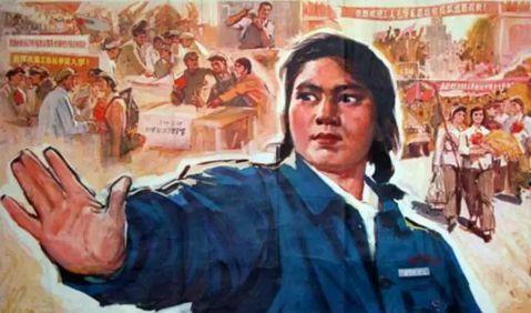 孕妈出租车上生娃自剪脐带，你说她坚强我只感到心疼