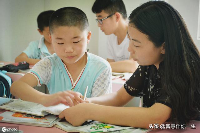 如何才能避免全职妈妈带孩子的失败教育？