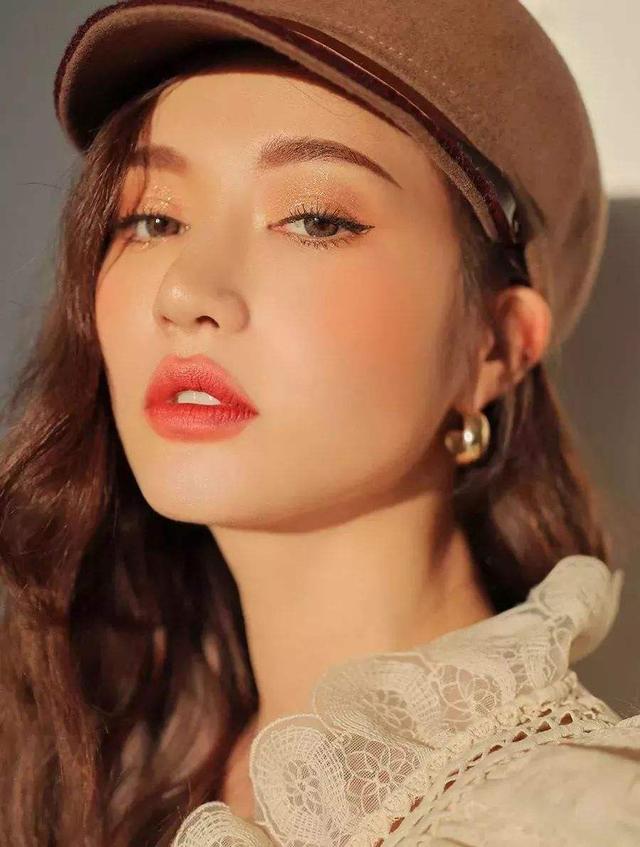 夏日清新减龄妆容上线,变身元气少女