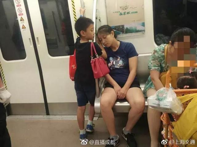 「微孝时刻」你身边的哪一个瞬间曾经感动你？