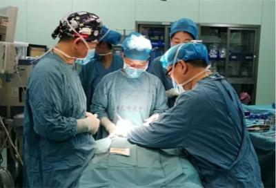 5个月大宝宝重获新生 青岛市妇儿医院成功完成婴幼儿小下颌畸形牵张成骨手术