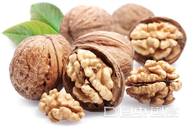 孩子营养不良别乱补，多吃这几样食物，营养丰富还便宜