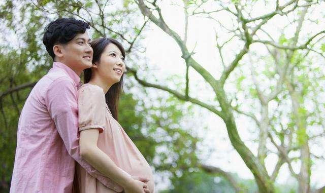 家里办丧，老婆连夜回娘家，老公生气不已，怀孕不奔丧是自私吗？