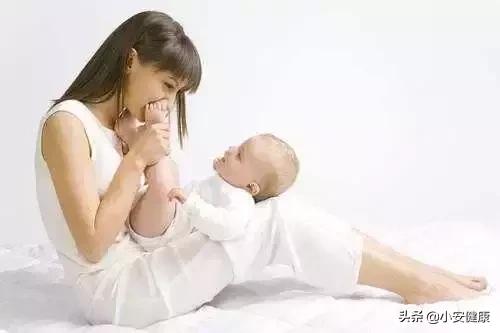 宝宝有这几个特征，从小到大都会很爱妈妈，妈妈千万别偷着乐