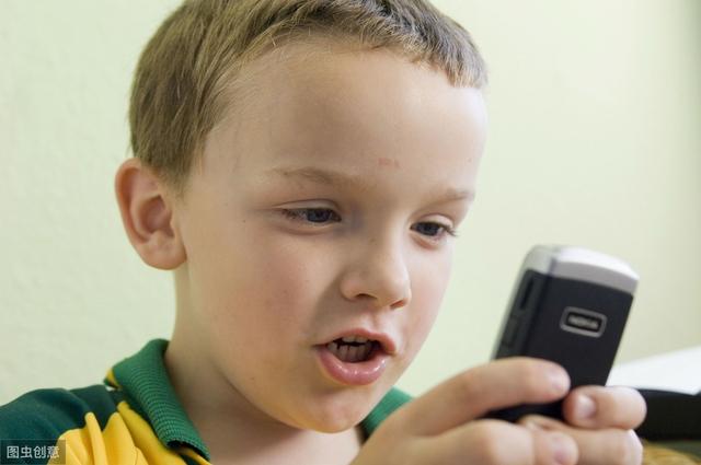 动画片英语启蒙：给幼儿看英文字幕，这样才能事半功倍