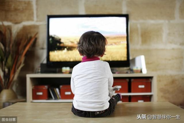 建立一套明确的行为规则对培养孩子生活的规律性非常重要