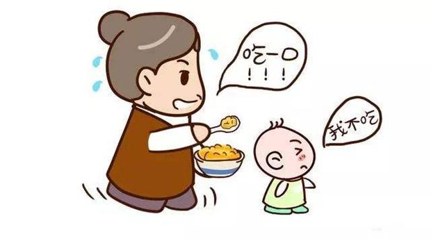 您还在坚持满屋追着宝宝喂饭？这4个坏习惯是害了娃，必须改掉