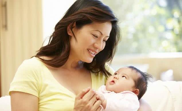 女人35岁以后生孩子，虽有风险，但这些好处年轻宝妈羡慕不来