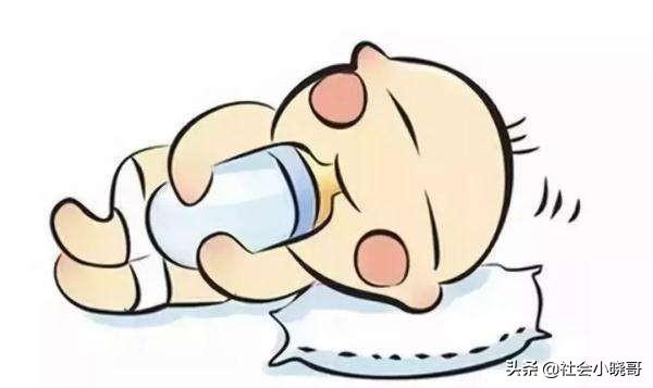 戒奶瓶是一个很痛苦的事情，什么时候戒奶瓶才是最好的呢？别乱来