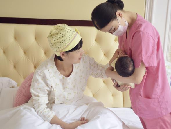 夏天坐月子，并不是一无是处，知道这3点好处后，你会偷着乐
