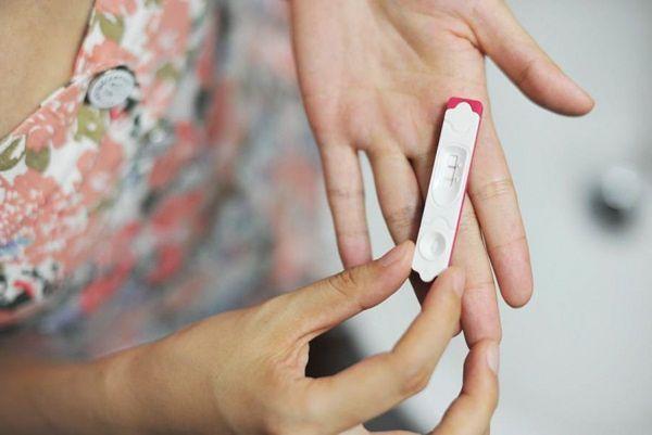 宝妈生完孩子四个月后，发现自己又怀孕1个月，医生：太不负责任