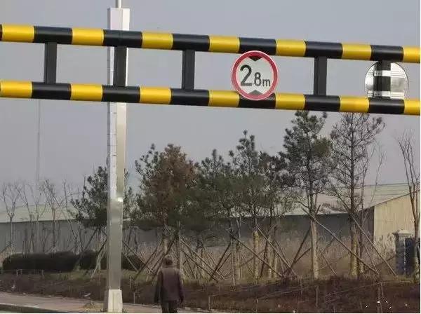 可能私家车主不是很敏感,但是对于大货车司机来说,恐怕是有一肚子苦水