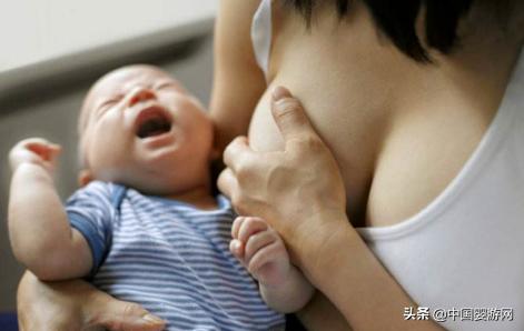 新生儿不吃母乳是因为天热？专家：不一定！这六种原因你要知道