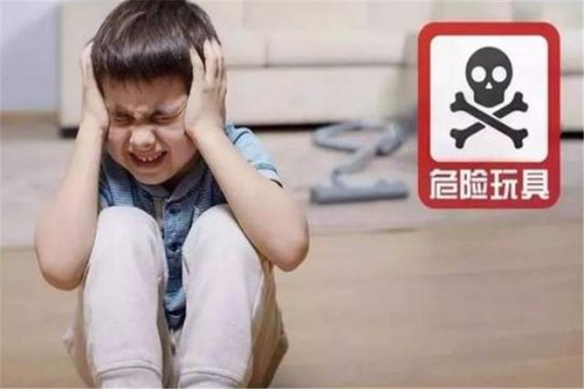 “夺命玩具”炸伤宝宝眼睛！父母别给娃买这些玩具，隐患实在太多