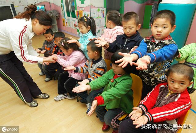 幼儿园老师要求这样，幼儿回家确实那样，教育效果就是零