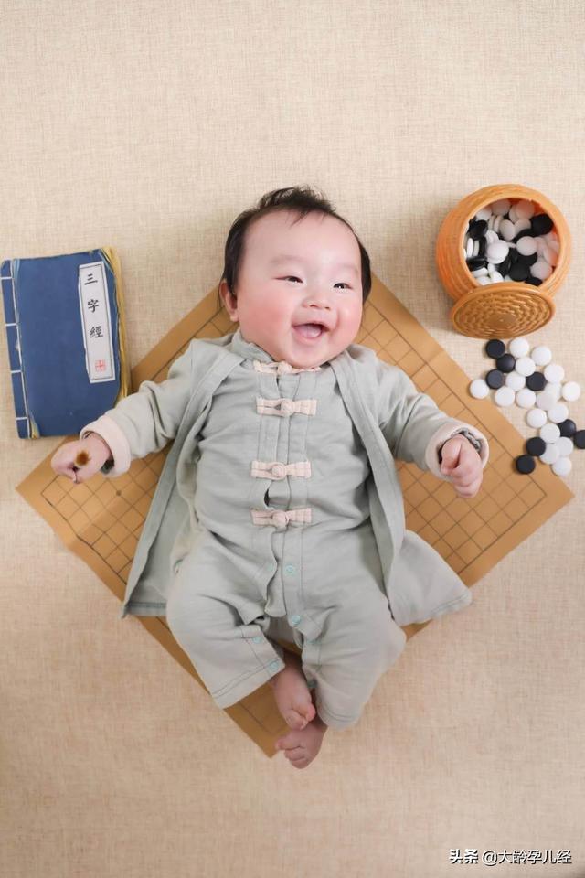 假期里的孩子，你该怎样教会他防备陌生人的伤害？