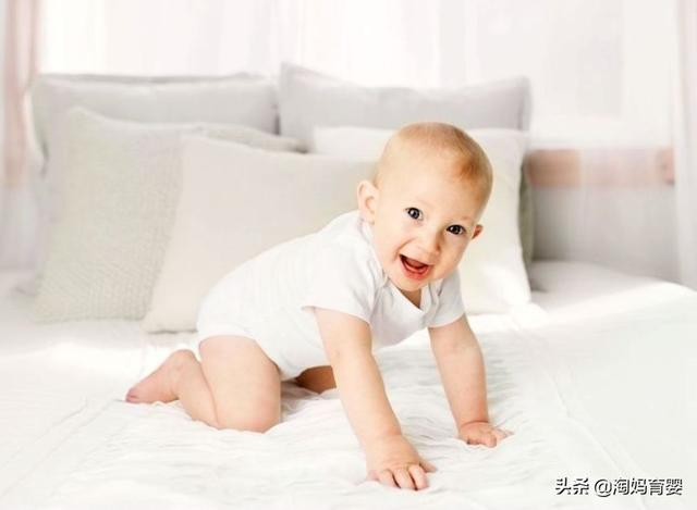 6个月的孩子就开始穿鞋了？你以为的保护，其实对他影响很大