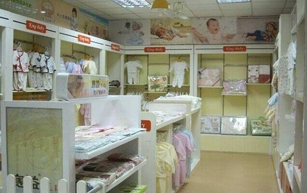 婴幼儿必备物品湿巾，虽然用起来方便，但真的可以给宝宝擦屁股吗