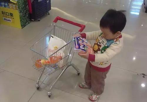 儿科医生：它是“孩子的身高杀手”，还有家长给娃吃？纯属在坑娃