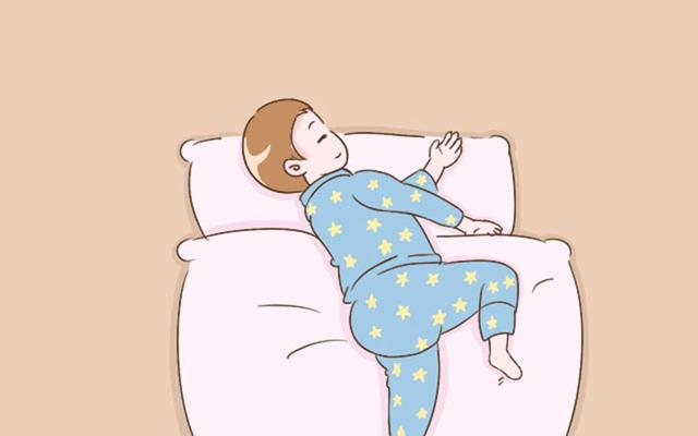 孩子睡觉不老实，可能不只是因为热，这4种原因家长朋友要重视
