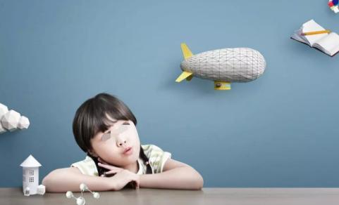 为什么男生是站着小便，而女生是蹲着呢？这位妈妈的回答值得学习
