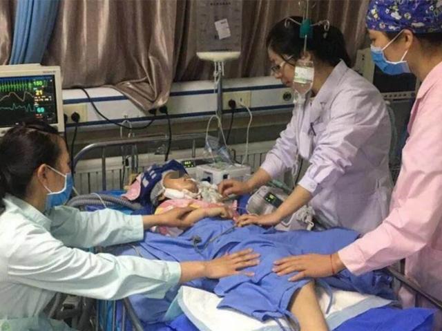 “妈妈我好累，可以睡一会吗？”孩子说完这话，就再也没有醒来