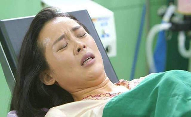 女人分娩时，为什么很多人会一边生一边拉粑粑？医生这样解释