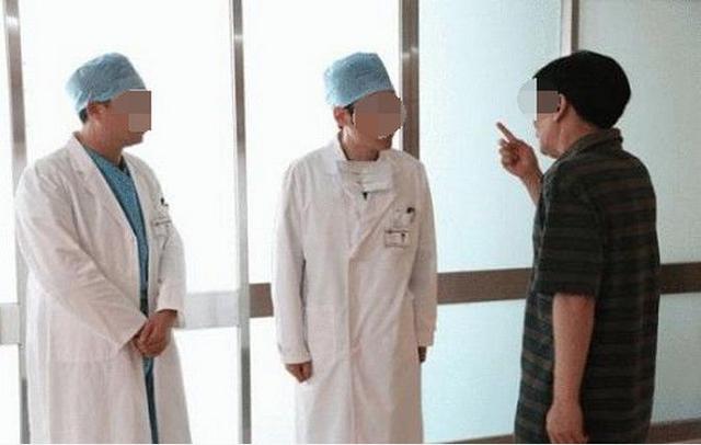 儿媳二胎怀上三胞胎，全家人都很高兴，孩子性别却让一家子愁坏了