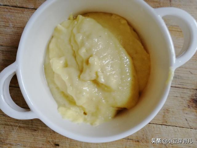 小米粥喝不完？给宝宝做成零食吧