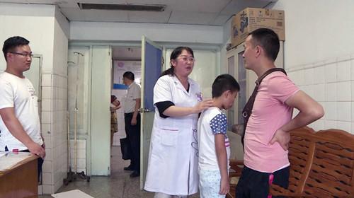 孩子“个子矮”，与其各种“补钙”，不如在这些方面多下些功夫