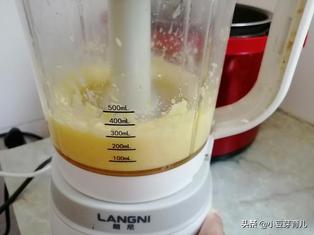 小米粥喝不完？给宝宝做成零食吧