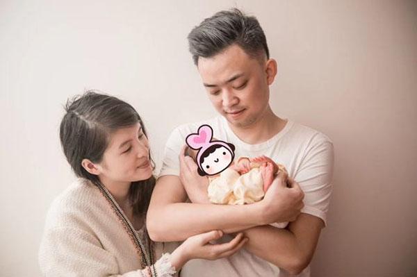 “90后”新爸萌妈集体上线，坑娃没商量，带娃也能玩出新花样