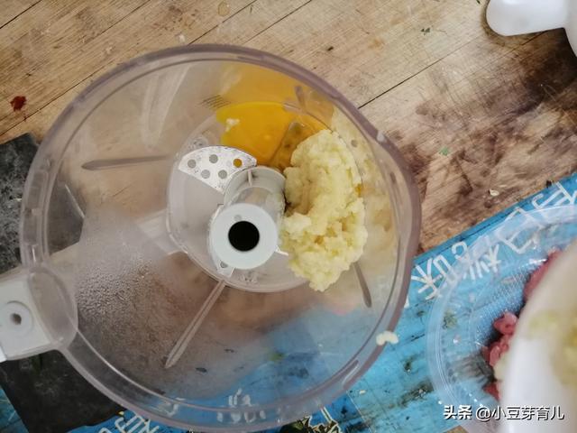 小米粥喝不完？给宝宝做成零食吧