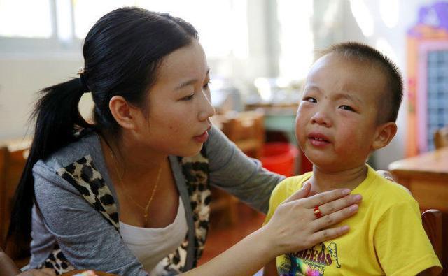 孩子在幼儿园过得好不好？看四个表现就知道了，瞒不住的