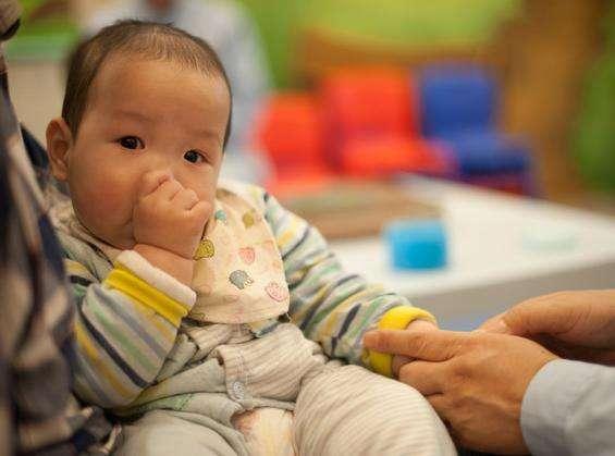 提醒家长：6个信号说明小孩缺锌了，不重视会影响智力发育