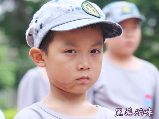 这两件事上，孩子必须要“自私”，家长傻傻“装大方”是在害孩子