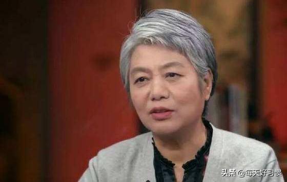 不给看电视就跳楼，李玫瑾：在该立规矩的年纪，家长要说“不