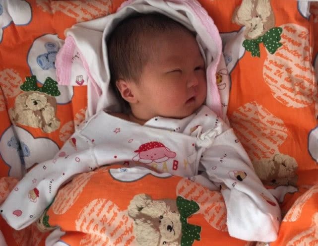 三伏天不想让宝宝生病，妈妈要做到这“四点”，让宝宝健康成长！