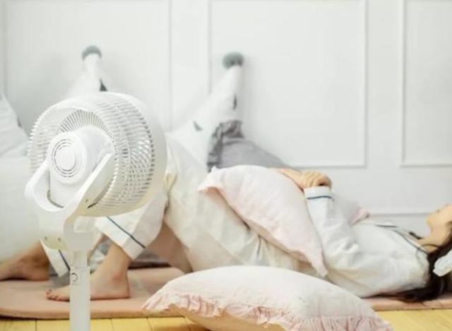 宝宝吹空调，26度是最佳温度？其实不是这样的，妈妈要细心哦