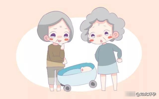 孩子出生后，第一个抱的人有讲究，不是迷信哦