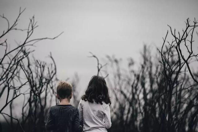 孩子情商低会有这5种表现，长大容易碰壁，父母要早点重视